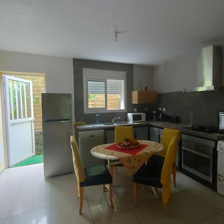 Petite Maison A 12Mn Du Bassin De Manapany แซ็ง-โฌเซฟ ภายนอก รูปภาพ