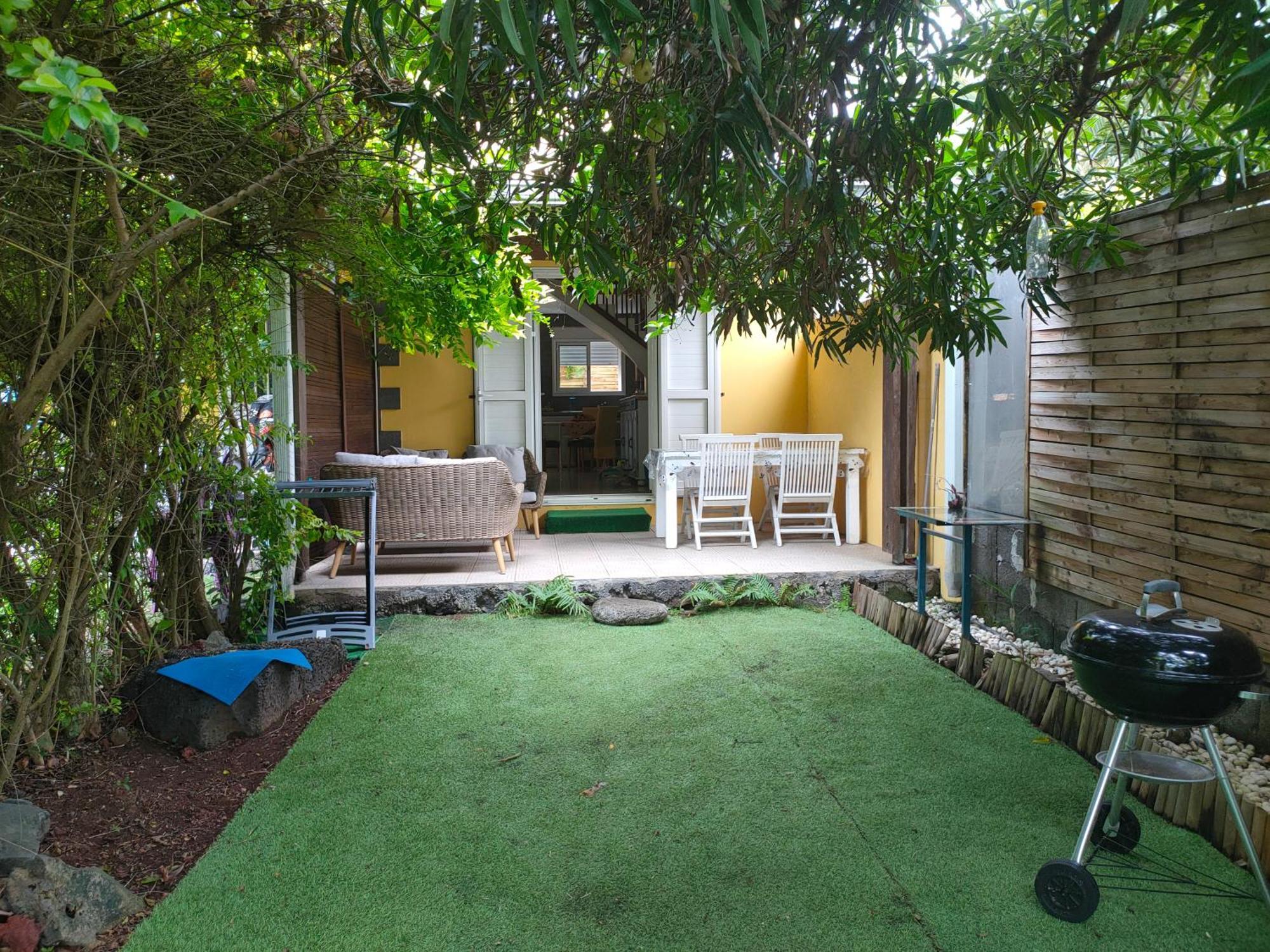 Petite Maison A 12Mn Du Bassin De Manapany แซ็ง-โฌเซฟ ภายนอก รูปภาพ
